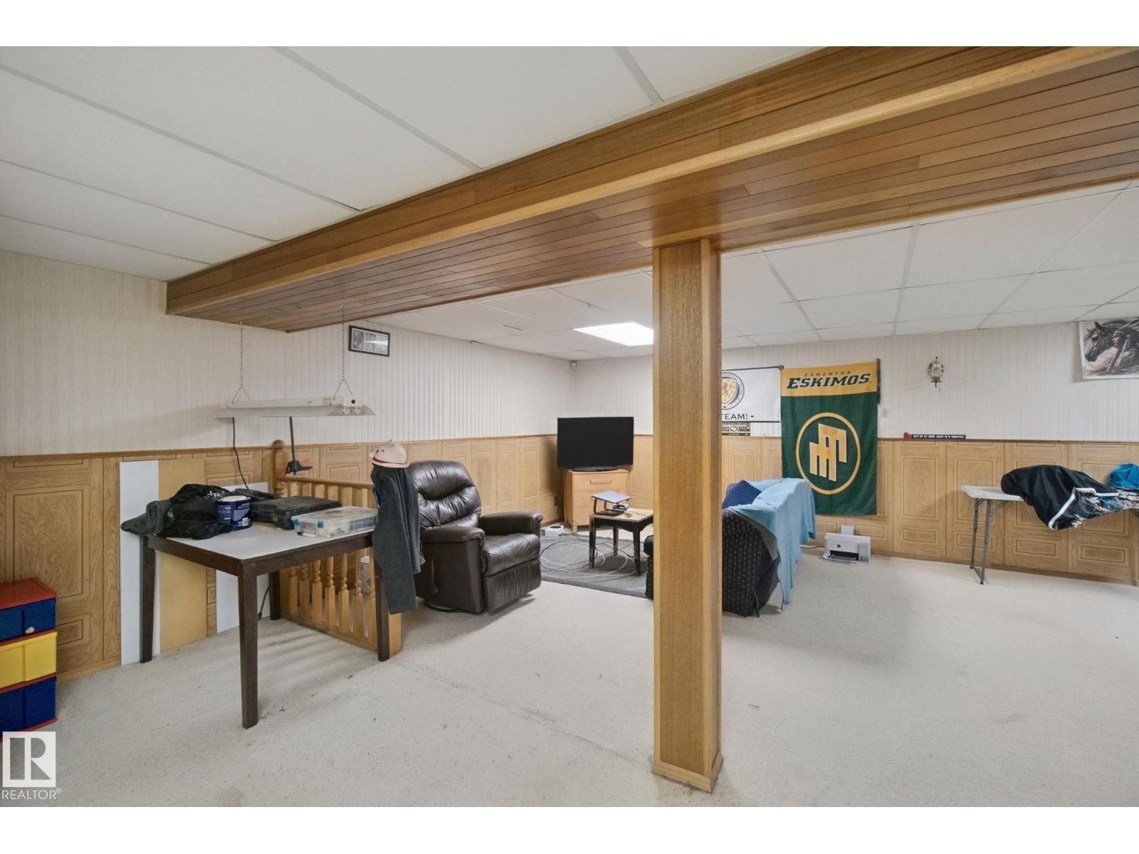 10824 35 AV NW - 30