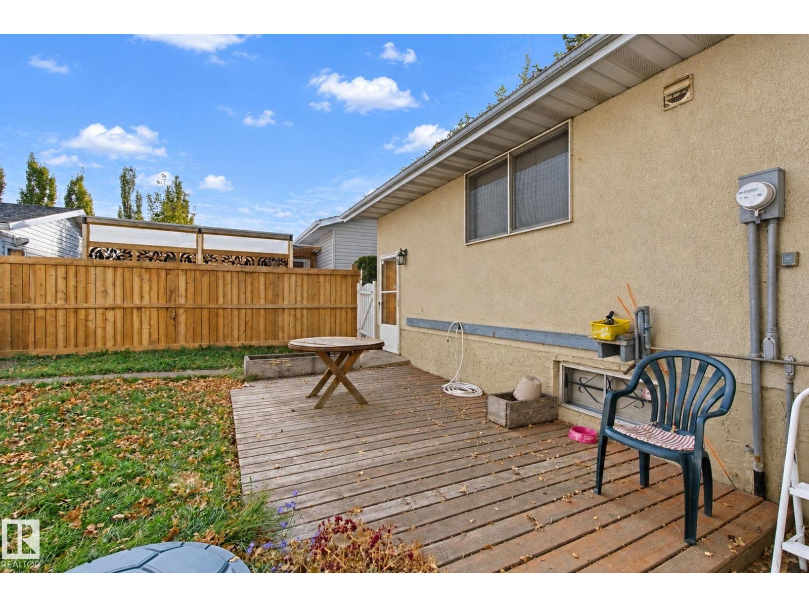 10824 35 AV NW - 44
