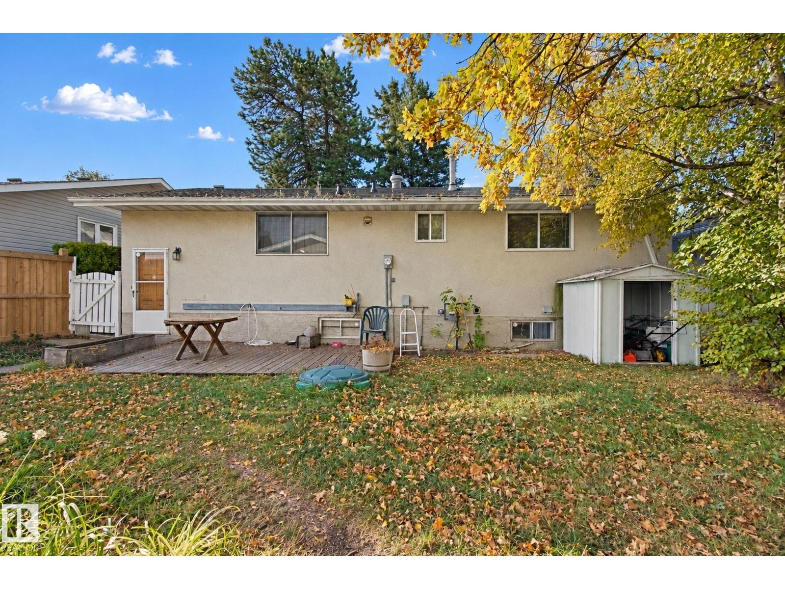 10824 35 AV NW - 46