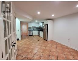 Lower - 41 Aldwych Avenue, Toronto, ON M4J1X4 Photo 9