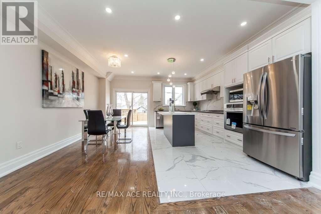 48A Leyton Avenue, Toronto, ON photo 4