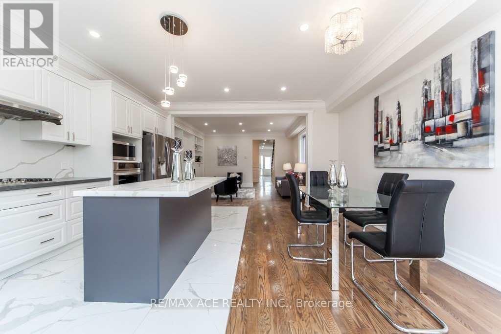 48A Leyton Avenue, Toronto, ON photo 5