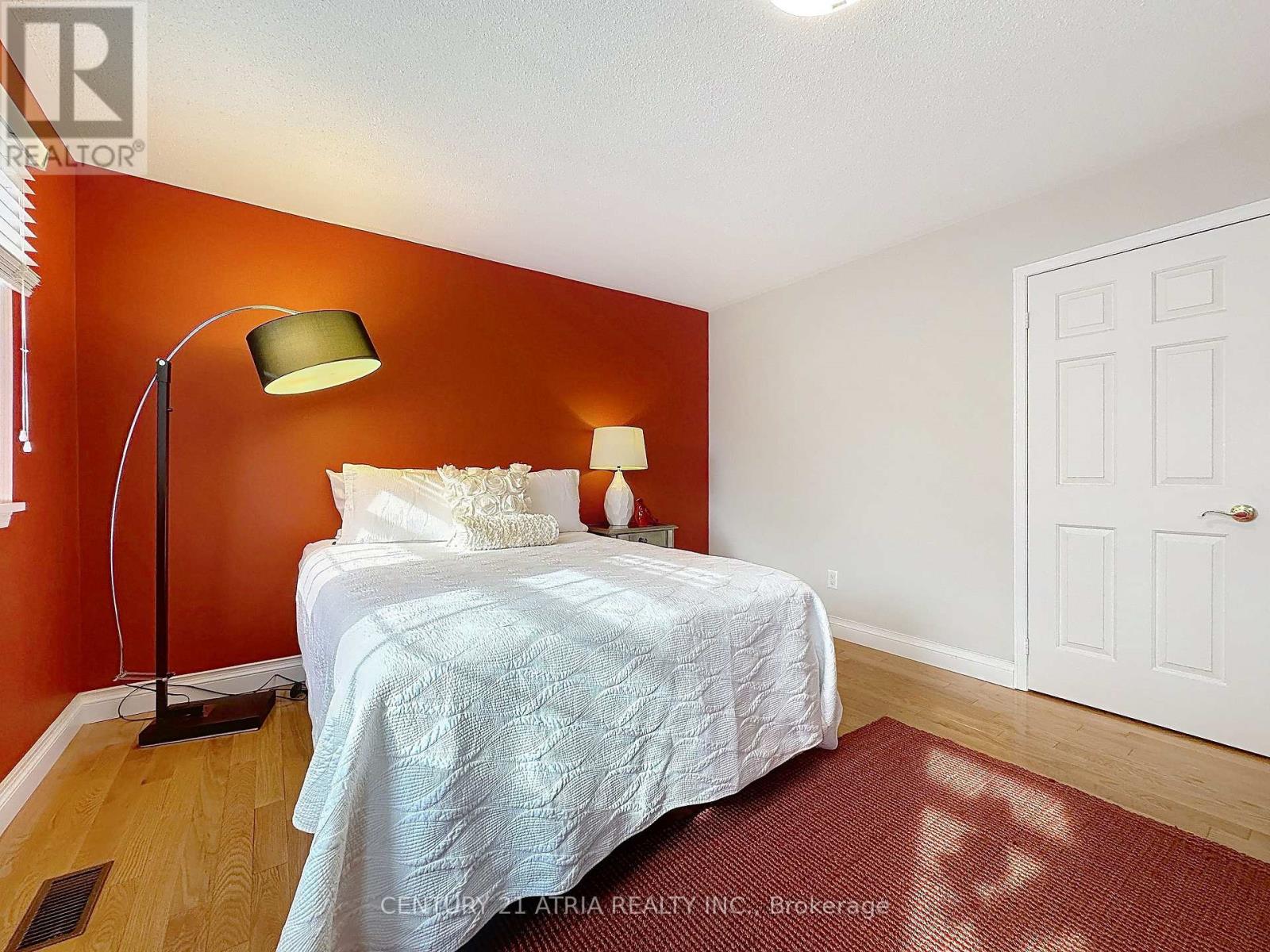 58 DANJOHN CRESCENT - 10