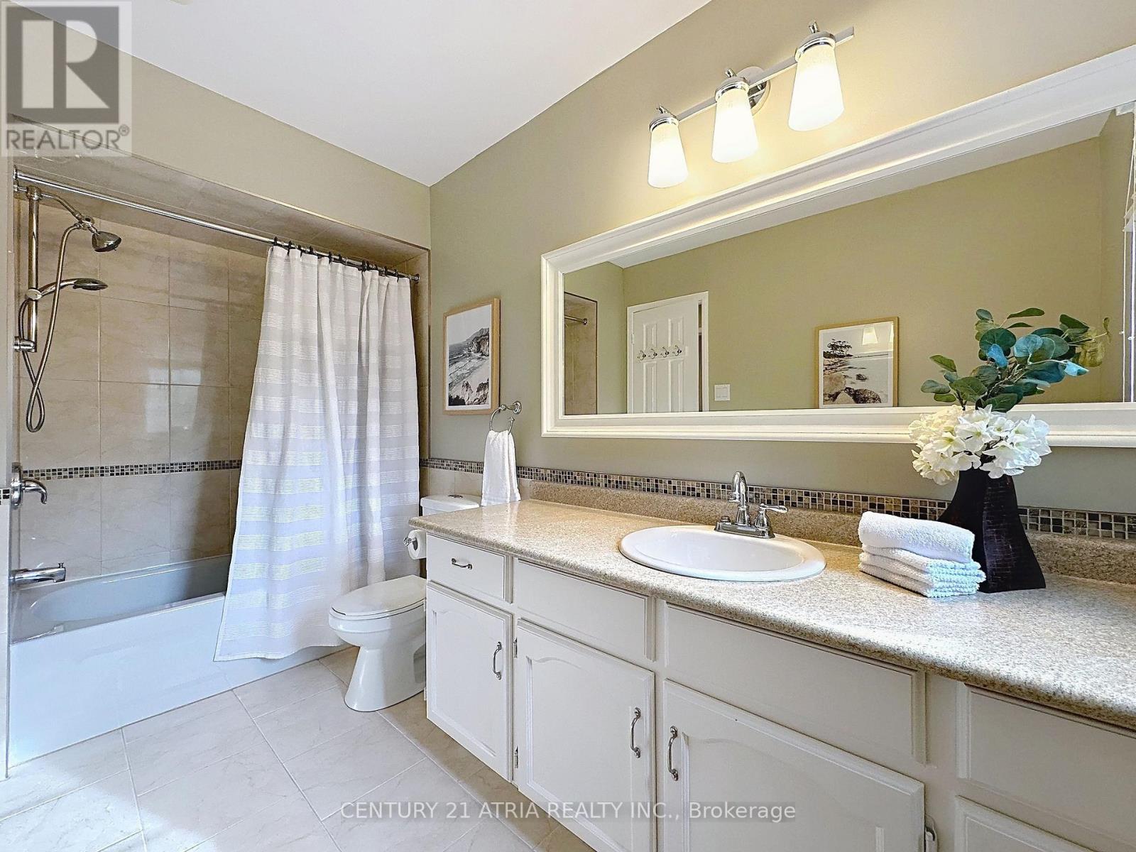 58 DANJOHN CRESCENT - 14