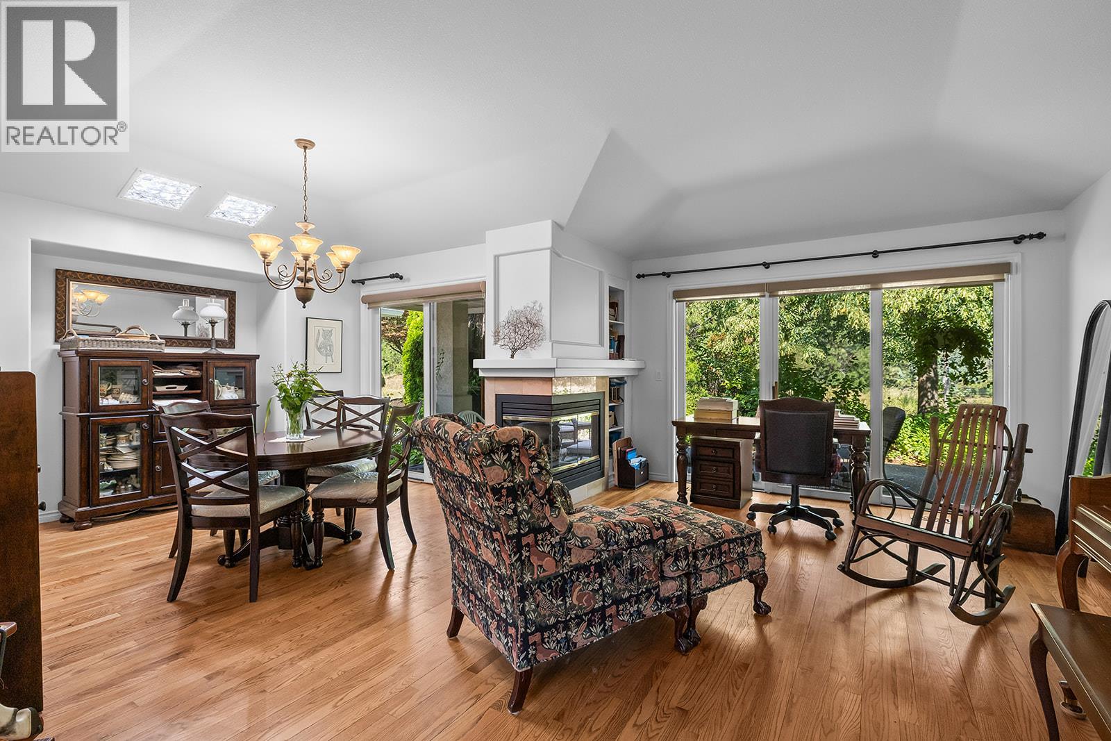 3889 Gallaghers Grange, Kelowna