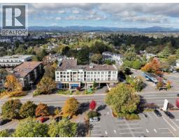 203 3460 Quadra St, Saanich, BC V8J1G6 Photo 29