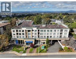 203 3460 Quadra St, Saanich, BC V8J1G6 Photo 31