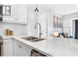229 - 128 Grovewood Common, Oakville, ON L6H0X3 Photo 9