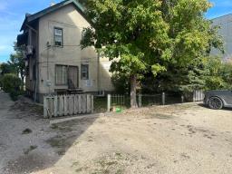 412 Wardlaw Ave, Winnipeg, MB R3L0L7 Photo 8