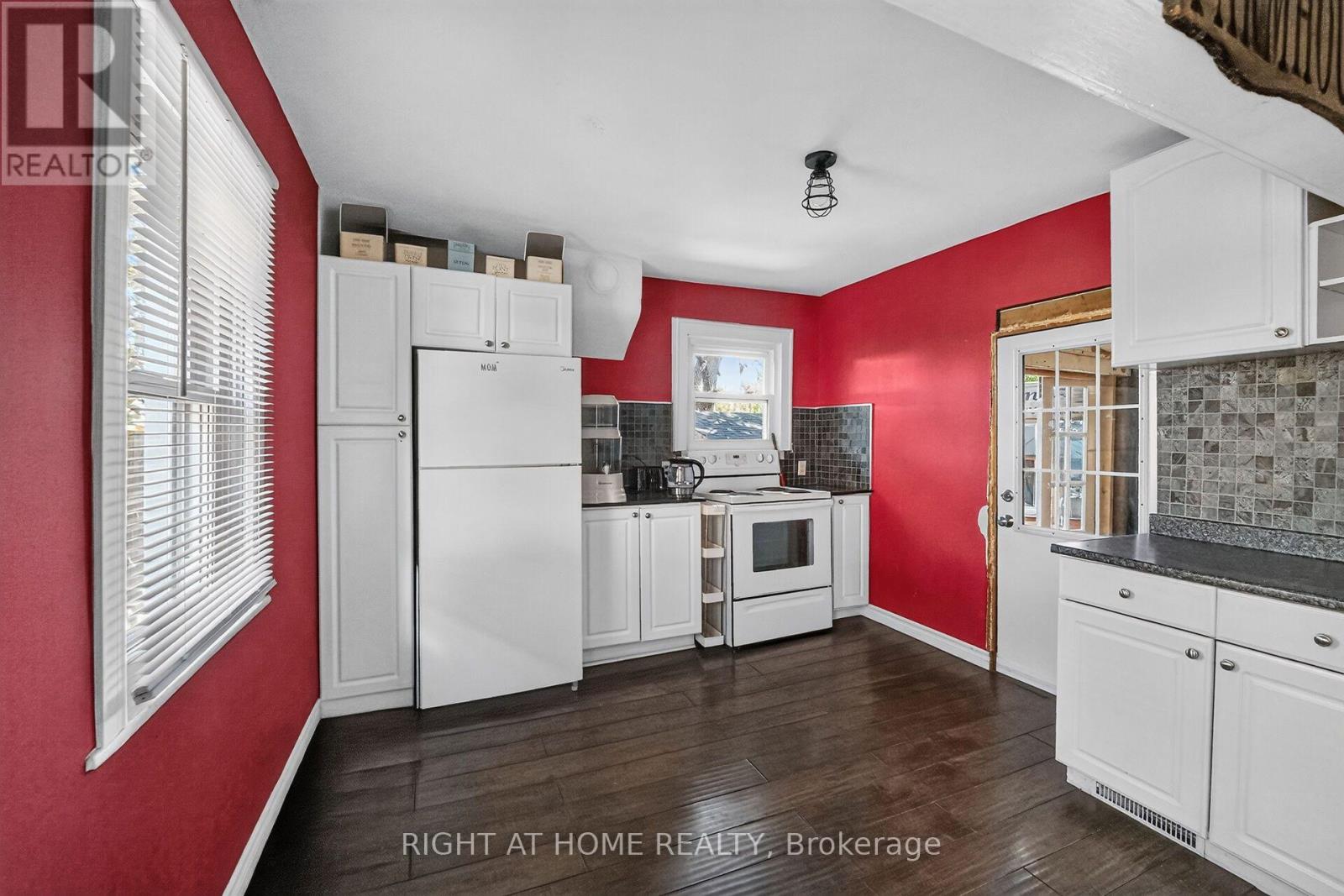 4919 Huron Street, Niagara Falls, ON photo 15
