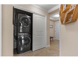 Foyer - 301 8933 Edward Street, Chilliwack Proper West, Chilliwack, BC V2P4E2 Photo 6