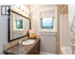 261066 Township Road 422, Rural Ponoka County, AB T4J1R3 Photo 27
