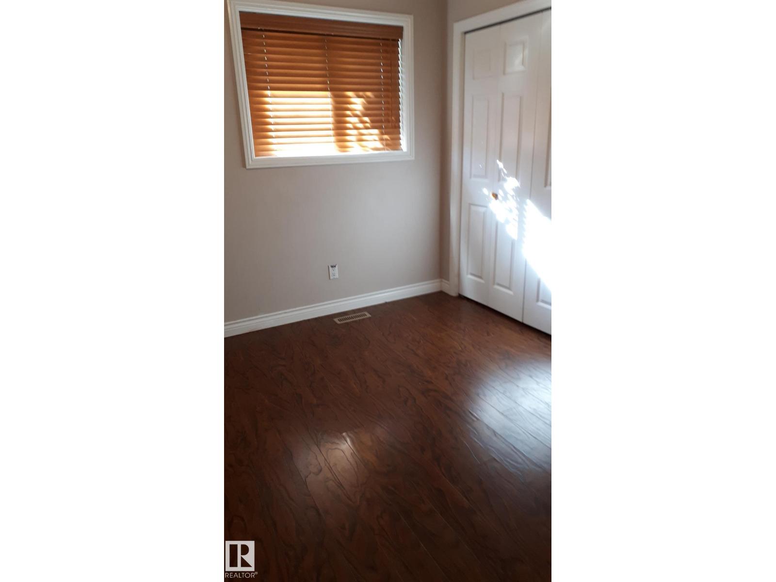 4909 57 Avenue, Glens The — photo 22 of 23: Property photo