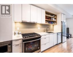 209 725 Marine Drive, North Vancouver, BC V7M0G2 Photo 11