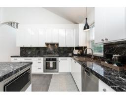 27 3500 144 Street, Surrey, BC V4P3J6 Photo 13