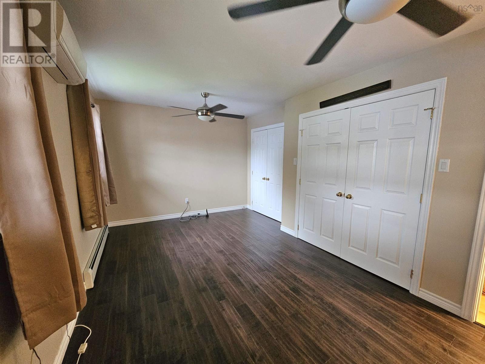8 Stacey Avenue - 18