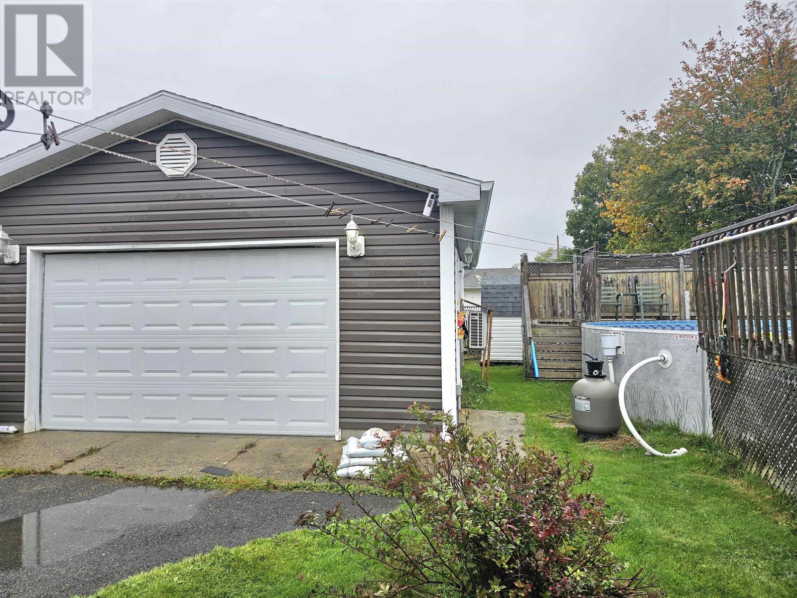 8 Stacey Avenue - 4