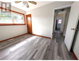 20 Algom Rd, Elliot Lake, ON P5A1J4 Photo 18
