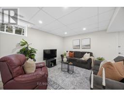 35 Ward Street, Whitby, ON L1M1G9 Photo 22