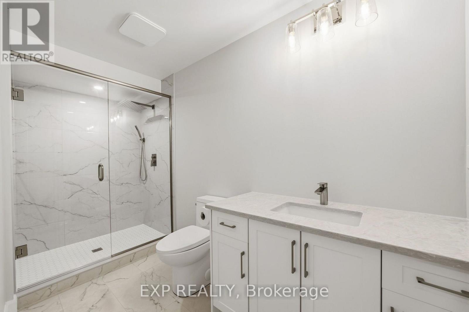 430 Head Street North — photo 26