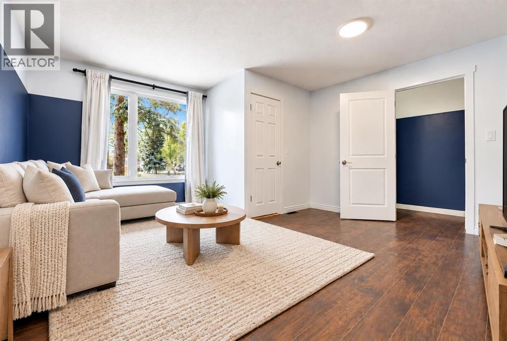 3131 Dover Crescent SE - 2