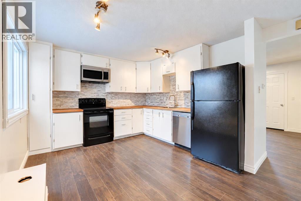 3131 Dover Crescent SE - 9