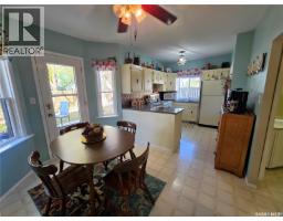Primary Bedroom - 409 3rd Avenue W, Meadow Lake, SK S9X1B8 Photo 6