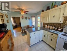 4pc Bathroom - 409 3rd Avenue W, Meadow Lake, SK S9X1B8 Photo 7