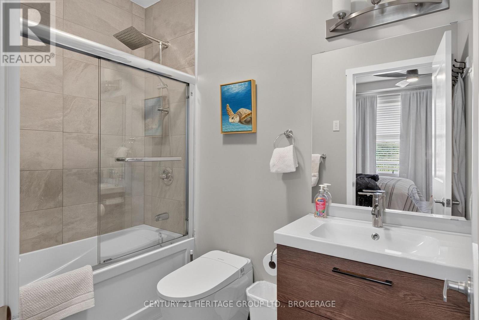 #409 130 WATER STREET - Image 25