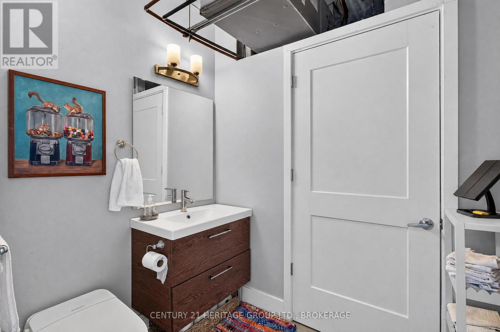 #409 130 WATER STREET - 27
