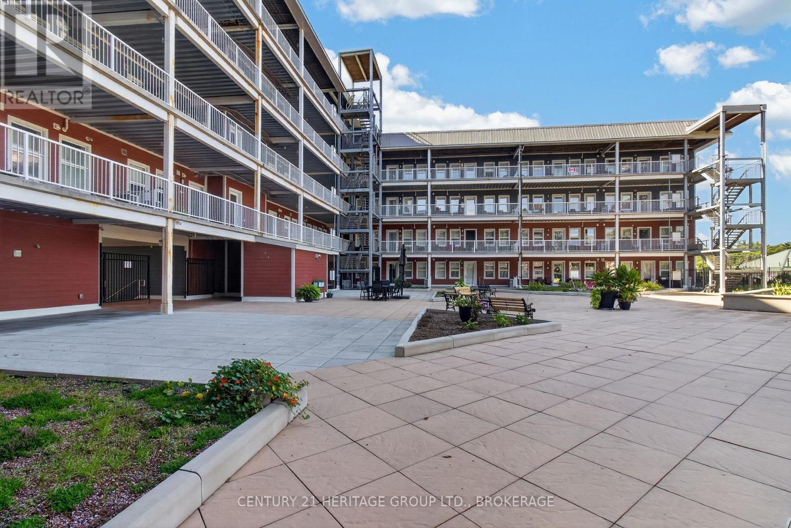 #409 130 WATER STREET - Image 34