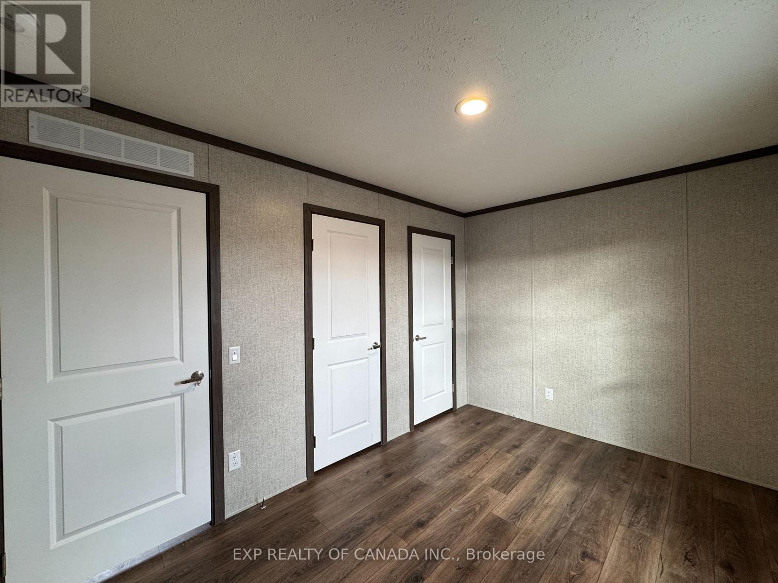 190 REMI CRESCENT - 12
