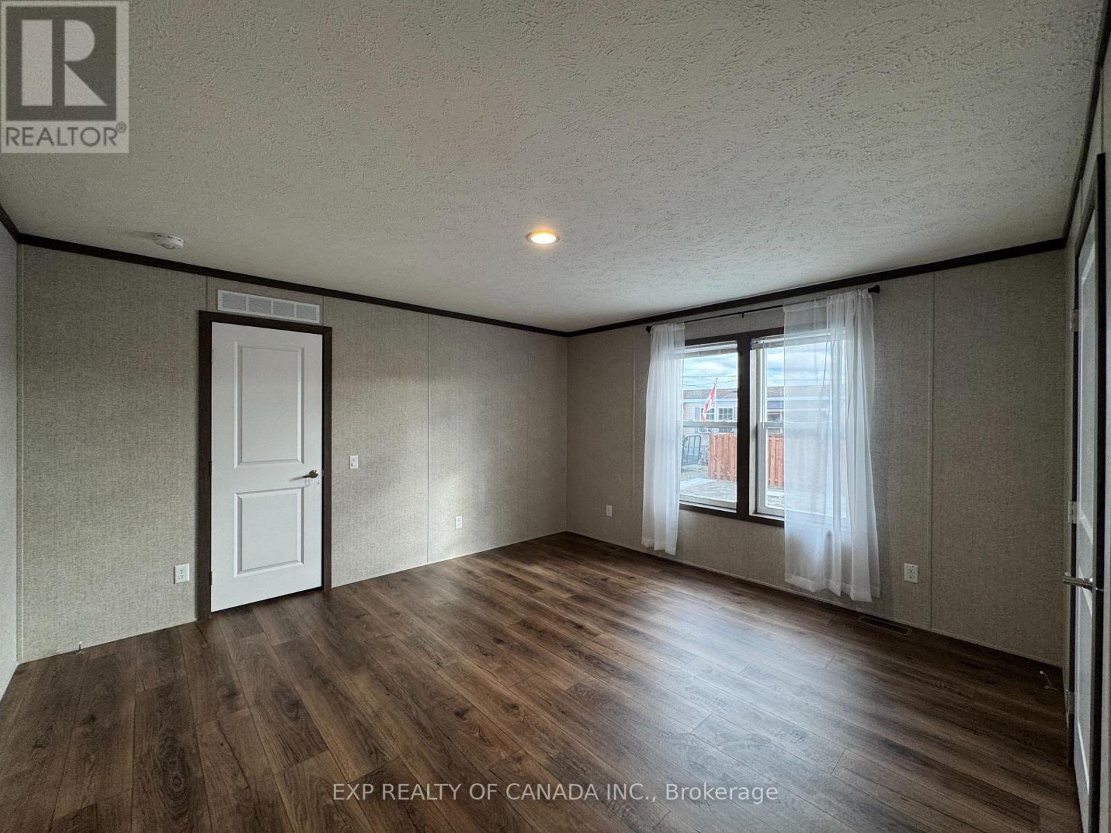 190 REMI CRESCENT - 9