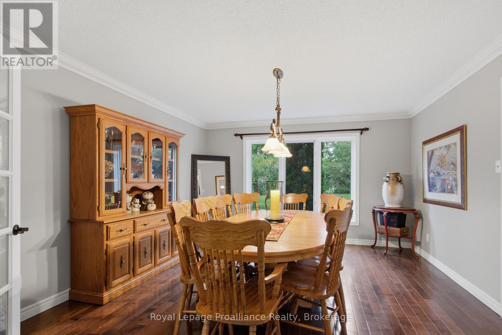 27 HASTINGS PARK DRIVE - 17