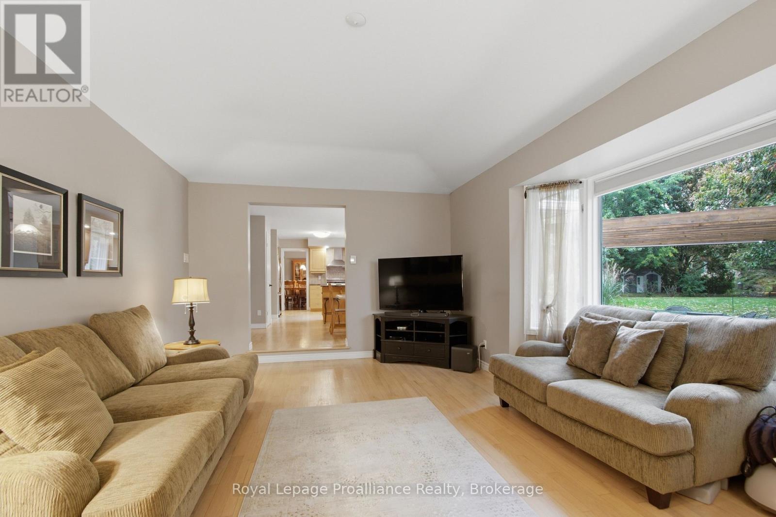 27 Hastings Park Drive, Belleville, ON photo 27