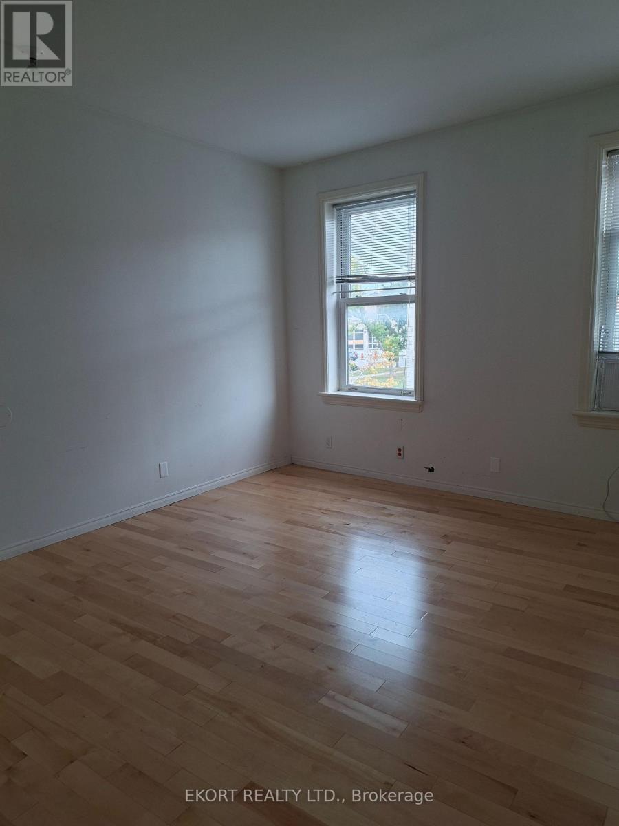 402 Front Street — photo 7