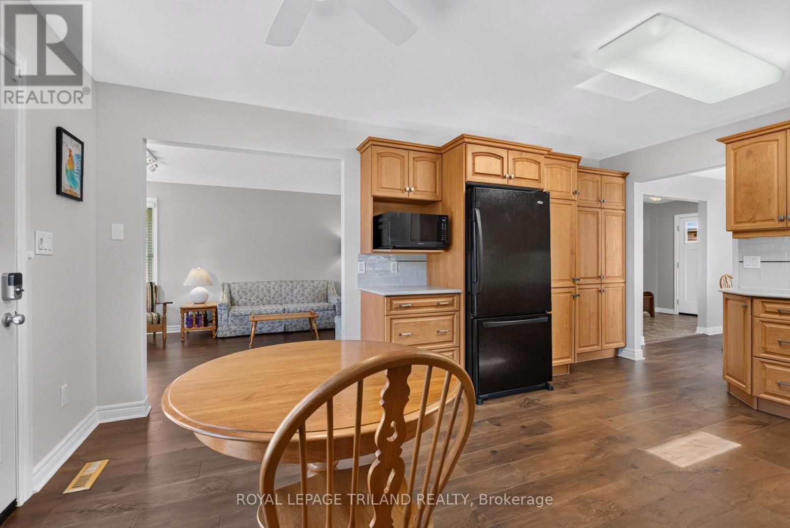 45 PARKVIEW DRIVE - Image 16