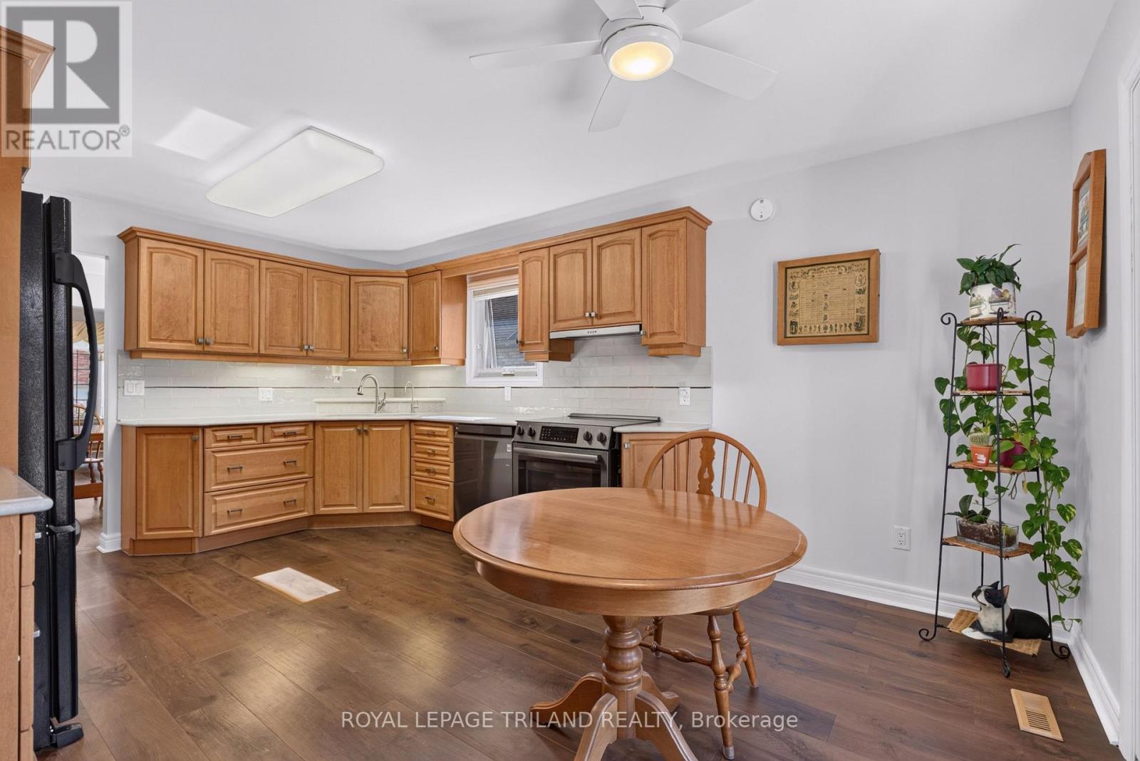 45 PARKVIEW DRIVE - Image 17