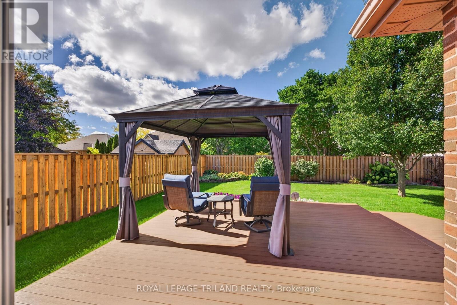 45 PARKVIEW DRIVE - 28