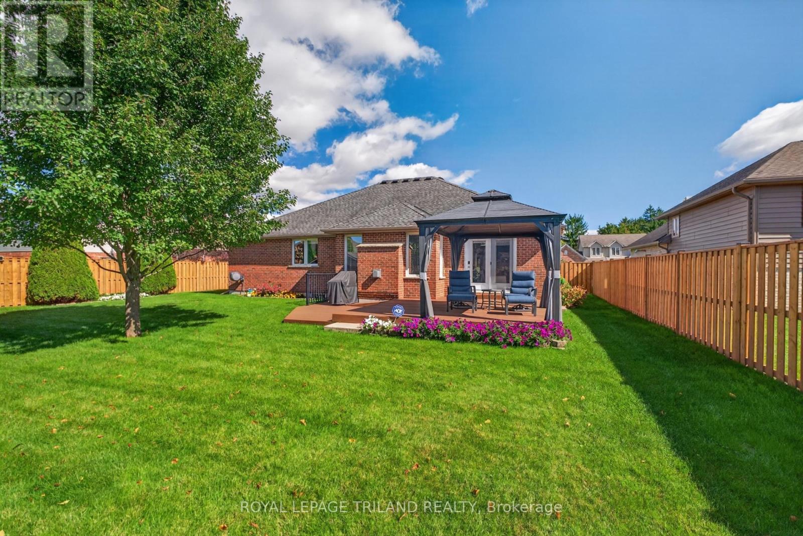 45 PARKVIEW DRIVE - 30
