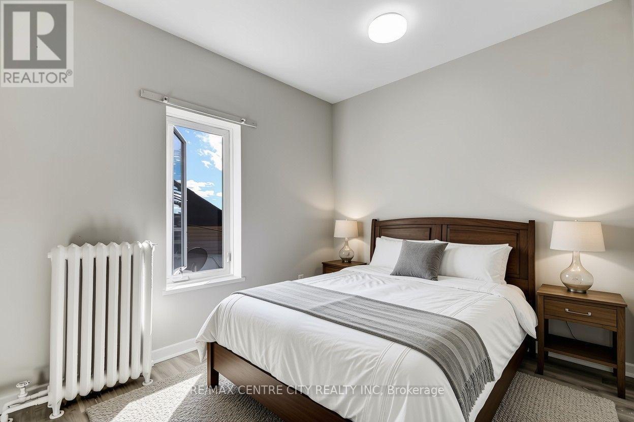 20 ALMA STREET - 30
