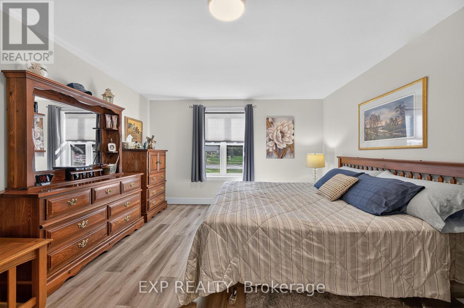 481 GOLD STREET - Image 17