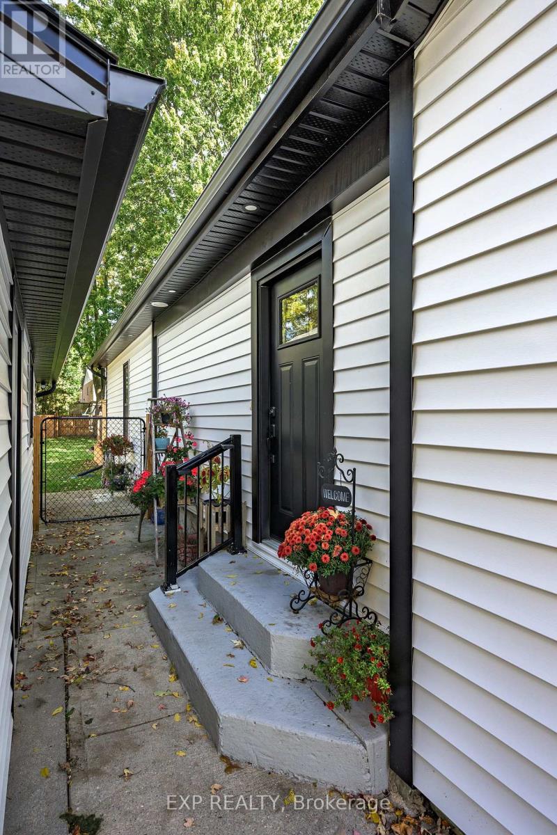 481 GOLD STREET - Image 3