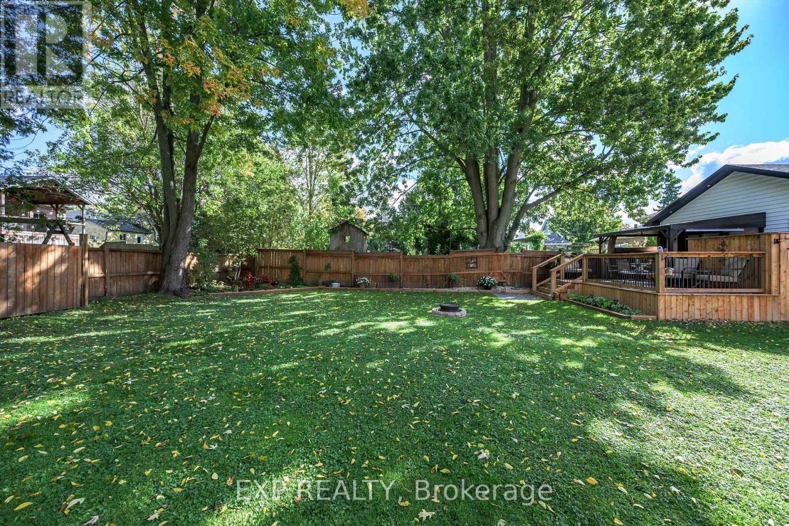 481 GOLD STREET - Image 32