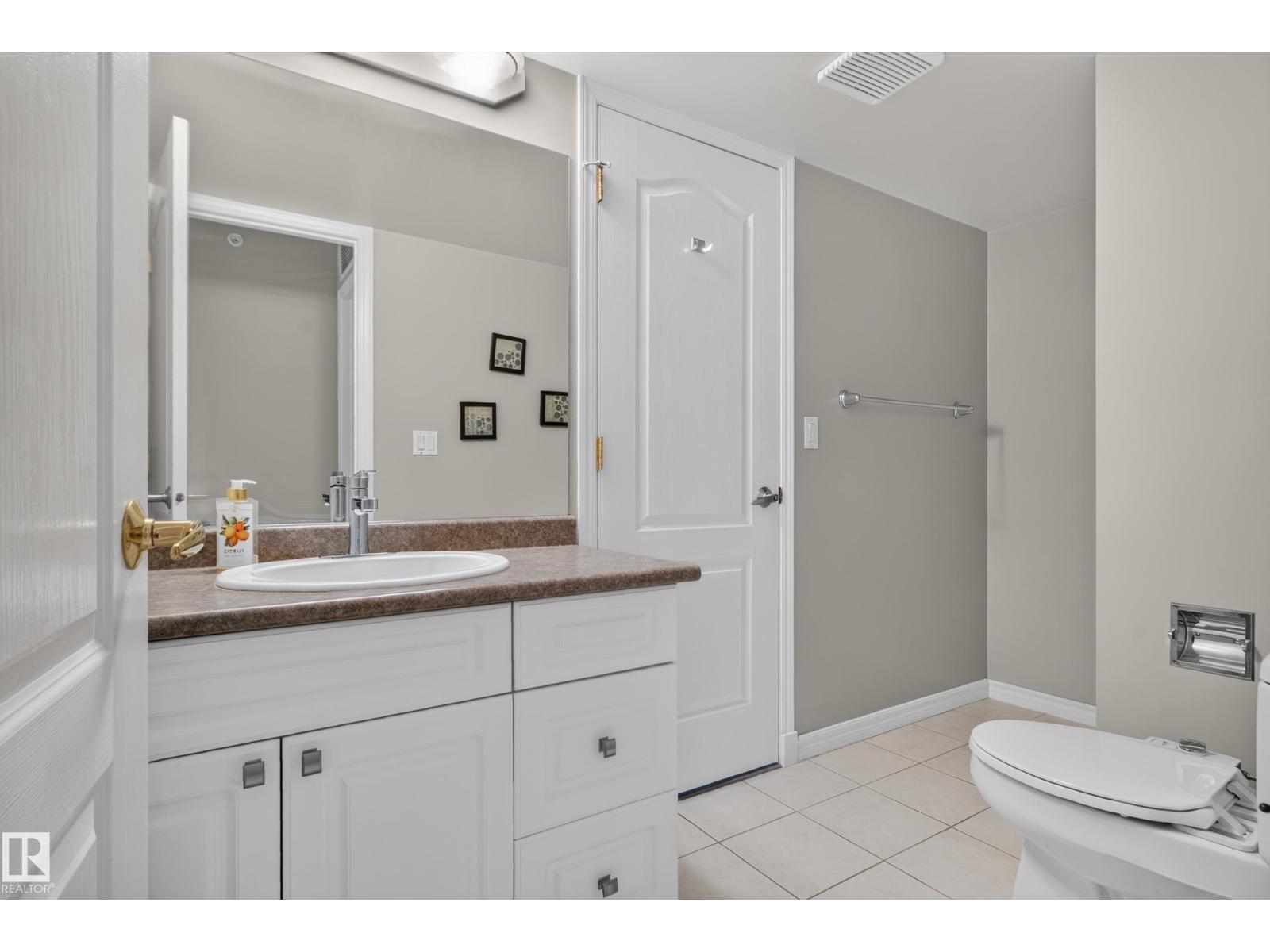 #1106 10909 103 AV NW - 19
