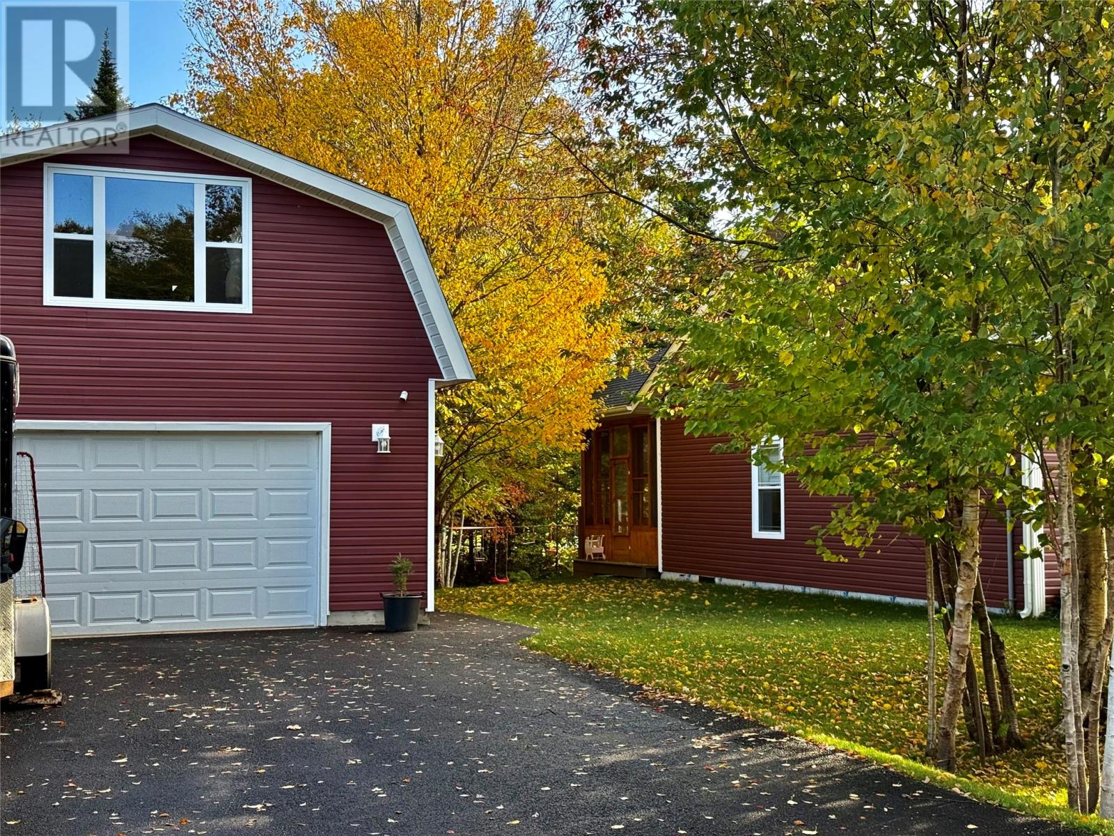 2A Riverside Drive - 2