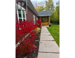 2A Riverside Drive thumbnail 42