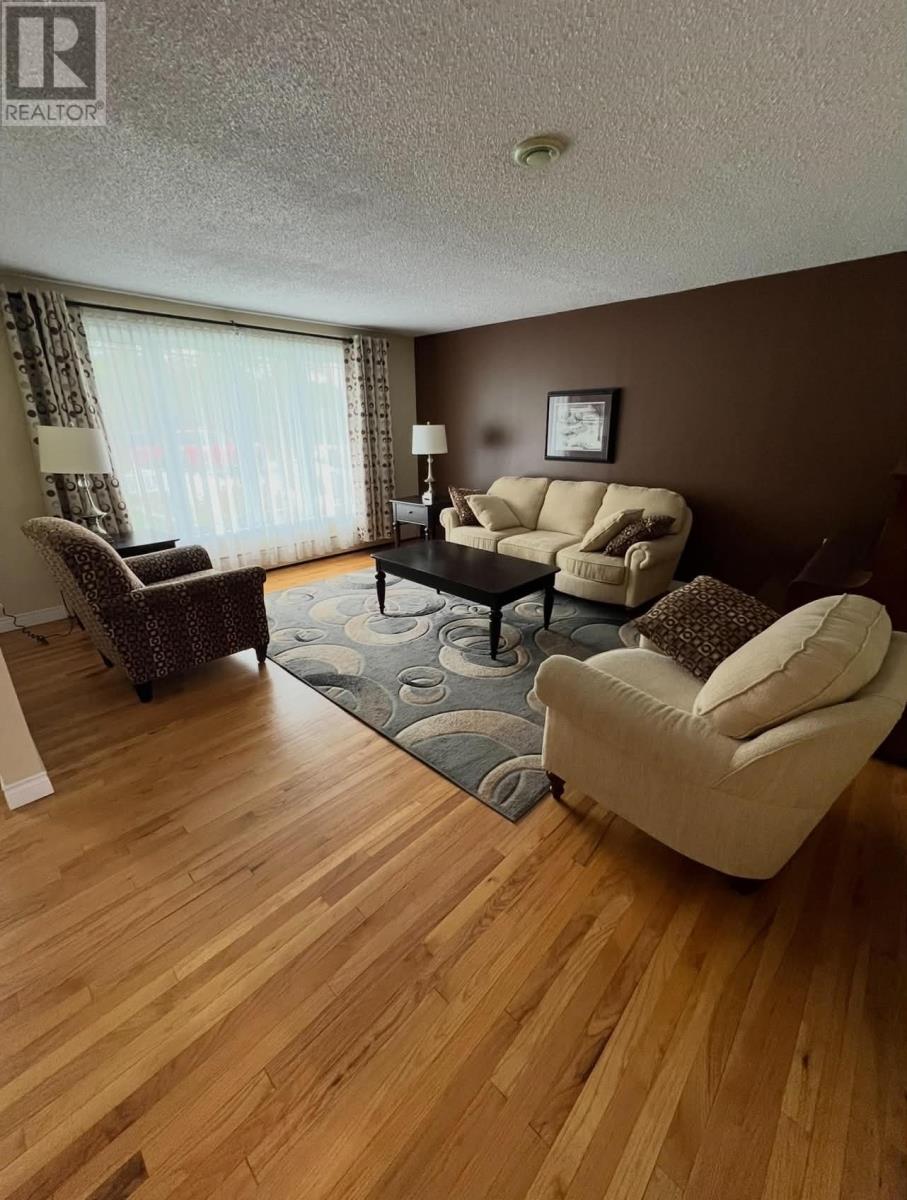 153 Main Road - 16