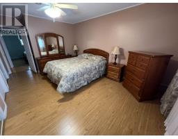153 Main Road thumbnail 22