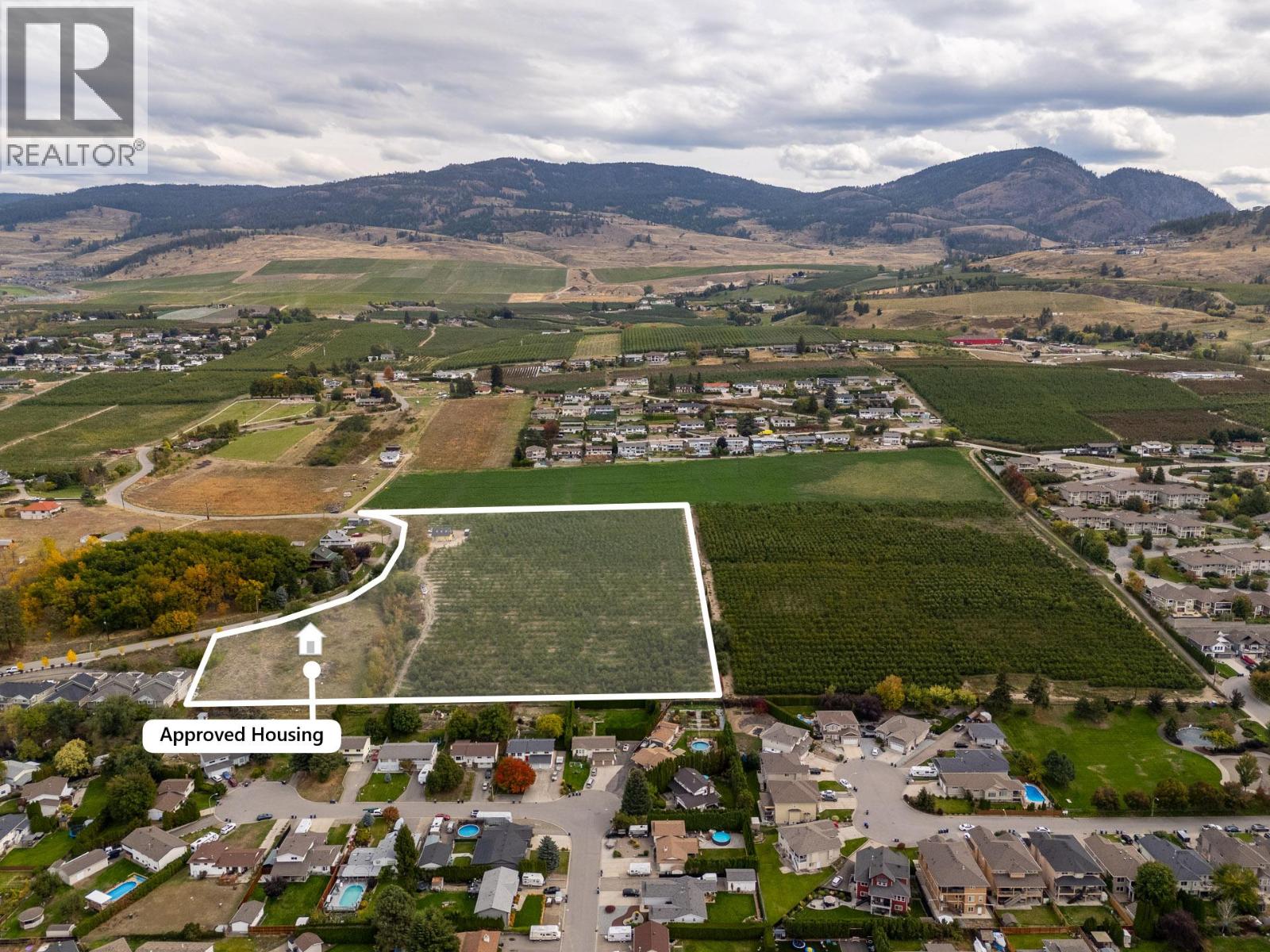 815 Webster Road, Kelowna
